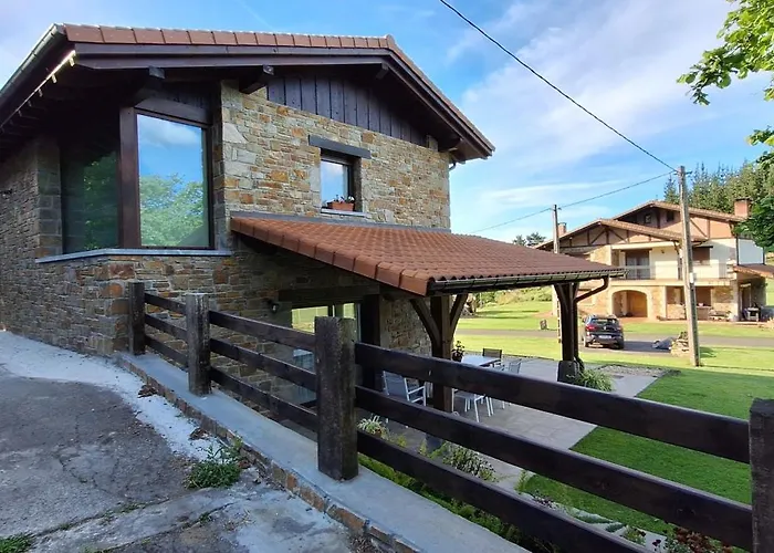 Casa Rural Launtzin Landetxea